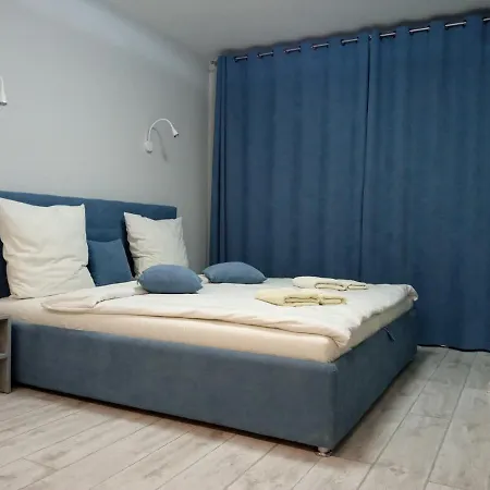в центре на другетов Apartman